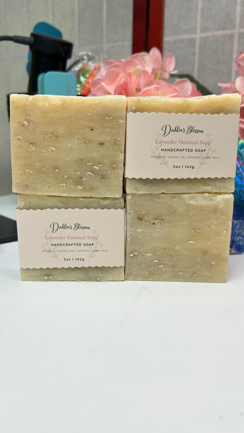 Lavender Oatmeal Soap 5oz (Gota Milk, 79%Organic Aloe Vera, All Natural) Handmade