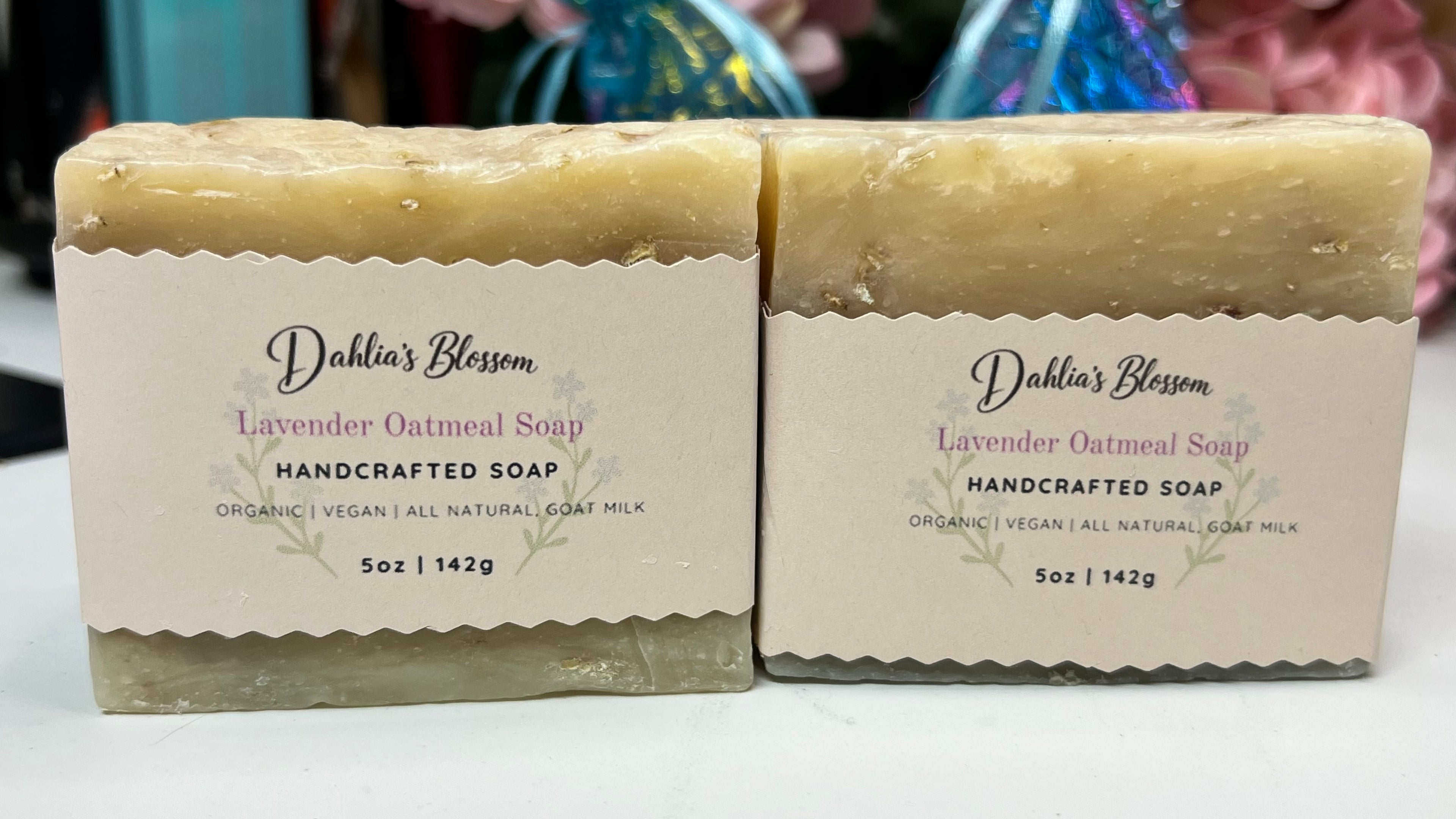 Lavender Oatmeal Soap 5oz (Gota Milk, 79%Organic Aloe Vera, All Natural) Handmade
